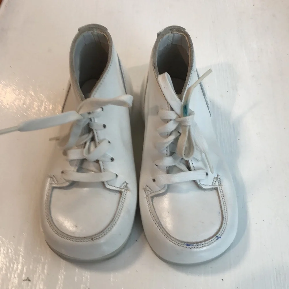 Jumping Jacks Baby Boot Shoes Cuddler Vintage White